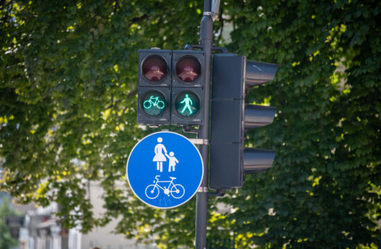 Semafor za pešce in kolesarje