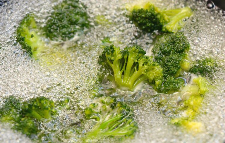 brokoli, kuhanje, vrela voda, zelenjava