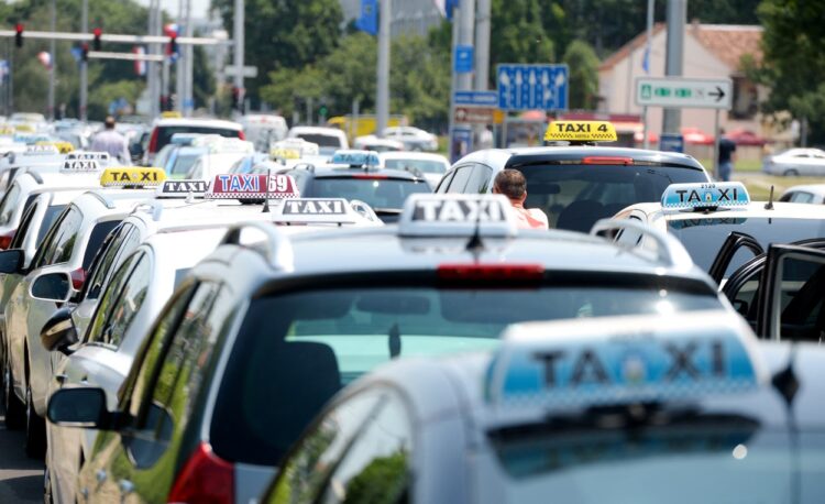 Taksiji na Hrvaškem