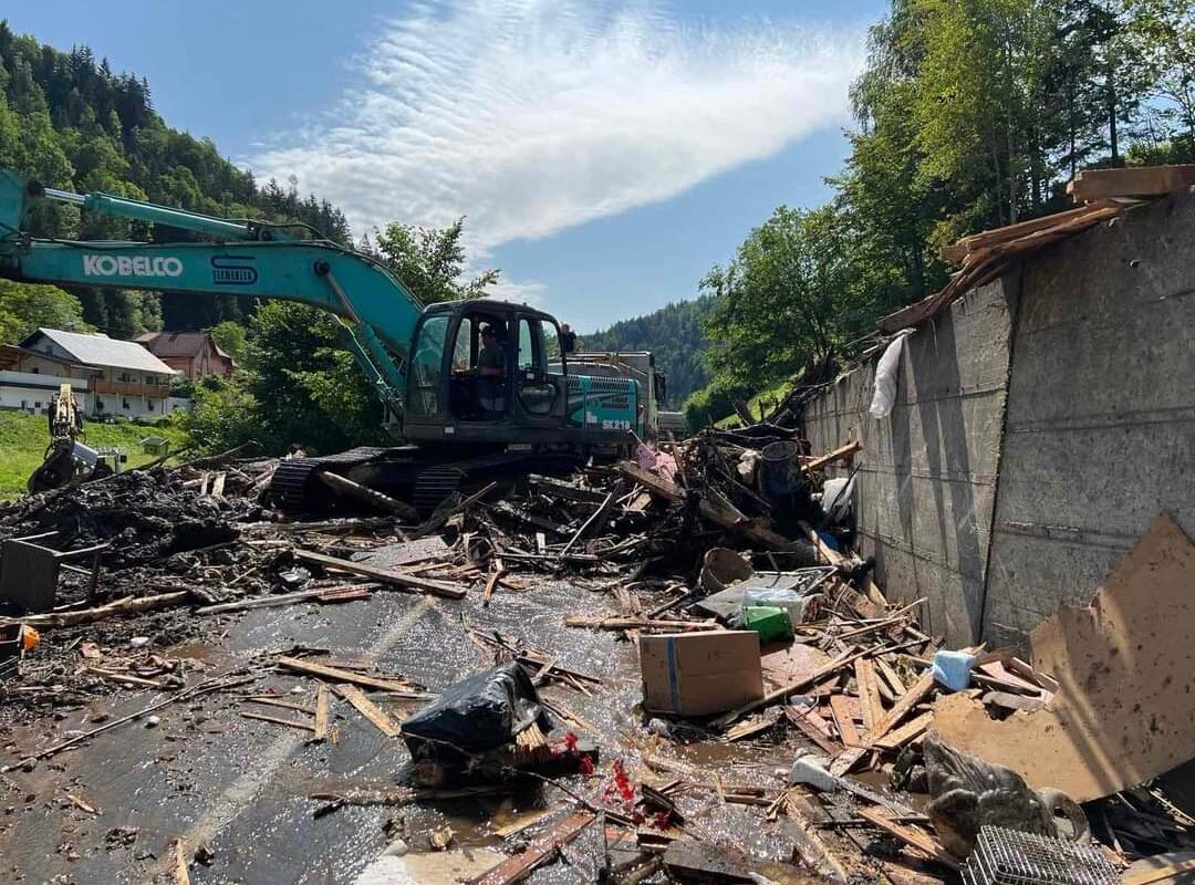 V ŽIVO: Kako napreduje odpravljanje posledic neurja in kakšni bodo stroški