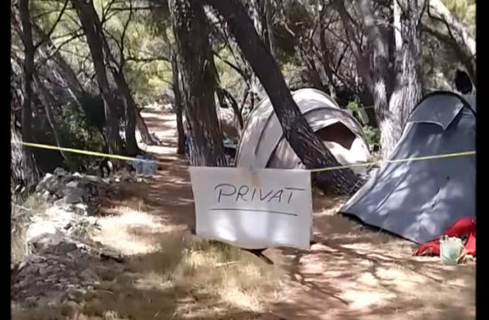 ilegalni kamp