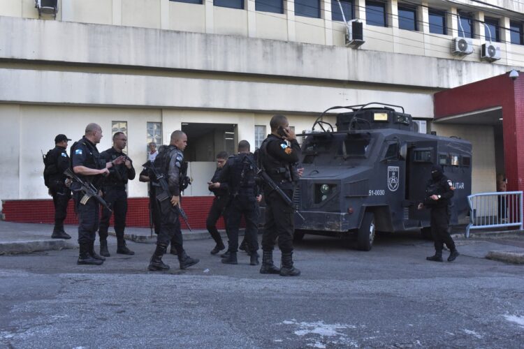 Policijske racije v Braziliji
