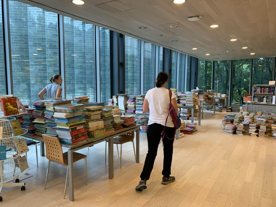 Osrednja knjižnica Celje, poplava, reševanje gradiva, knjige