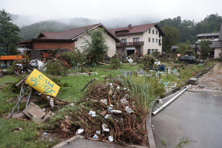 Čiščenje posledic poplav, Nazarje, 5. 8. 2023