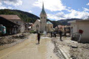 Saniranje po poplavi v Črni na Koroškem