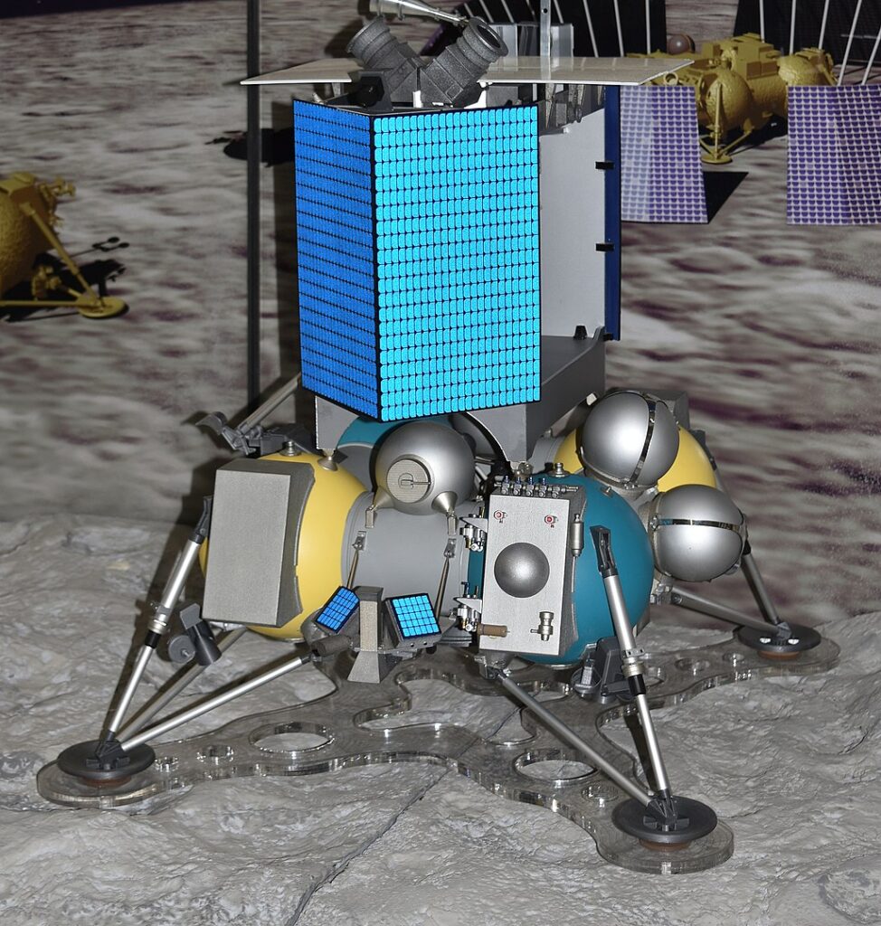maketa, Luna 25, pristajalni modul, Rusija, misija na Luno, raziskovanje Lune