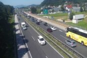 promet, avtocesta, Primorka, kolona avtomobilov