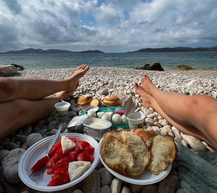 plaža, hrana, paradižnik, piknik na plaži, paradajz turizem, paradajz turisti