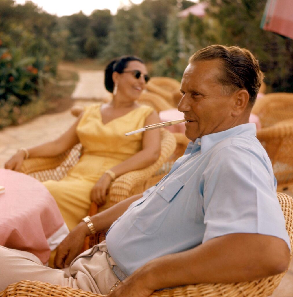 Josip Broz Tito in Jovanka Broz na otoku Vanga leta 1956