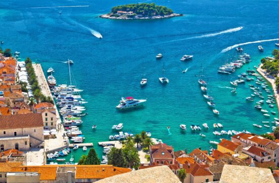 “Podivjani” turisti na prestižnem jadranskem otoku: “Vsi vidijo samo incidente”
