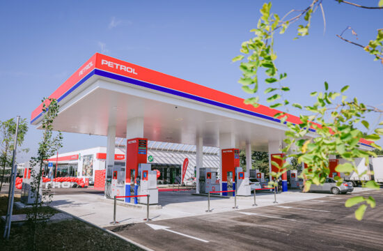 Petrol z odprtjem treh prodajnih mest prihodnosti zaokrožuje niz desetih celovitih prenov na Hrvaškem