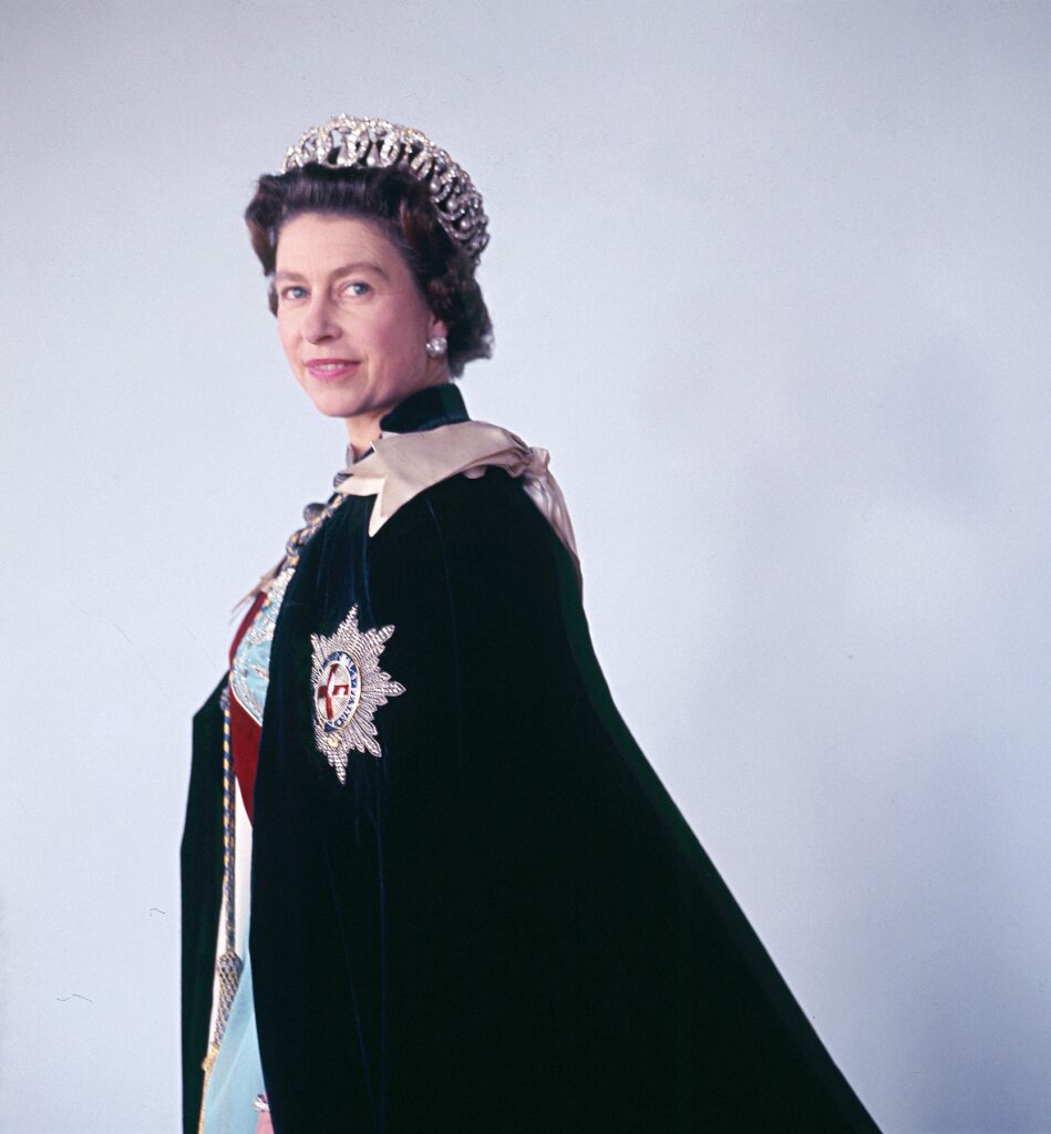 Portret 42-letne kraljice Elizabethe II