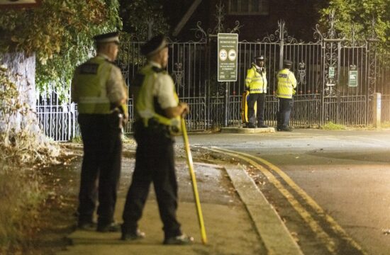 Policija v Londonu išče pobeglega zapornika
