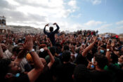 Protestniki v Derni, v Libiji.