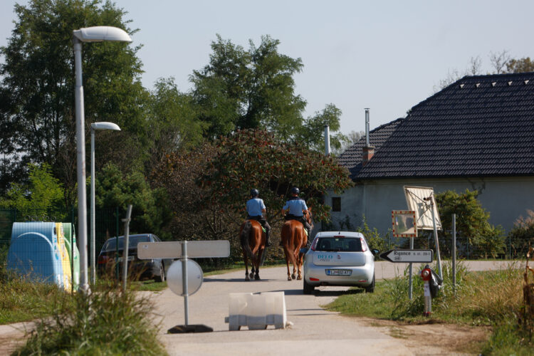 Poostren nadzor slovenske policije na meji s Hrvaško