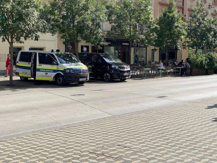 Zaradi tekme v Stožicah več policija na ulicah Ljubljane