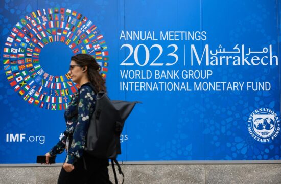 Mednarodni denarni sklad objavlja napoved svetovne gospodarske rasti