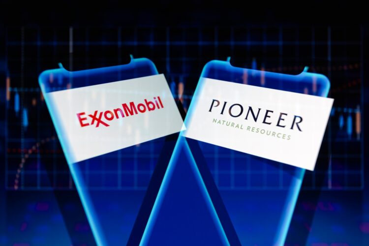 logo naftnih podjetij ExxonMobil in Pioneer