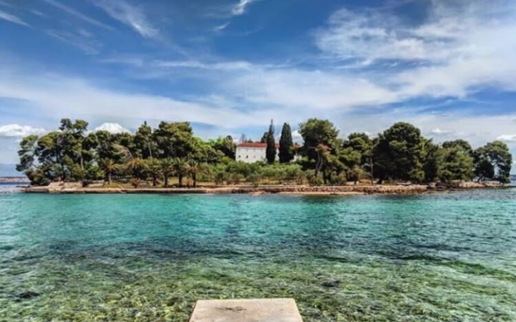 otok Ošljak, Hrvaška, Dalmacija, Jadransko morje