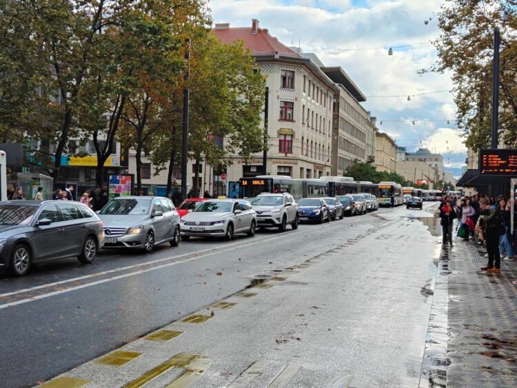 Prometni kaos v Ljubljani.