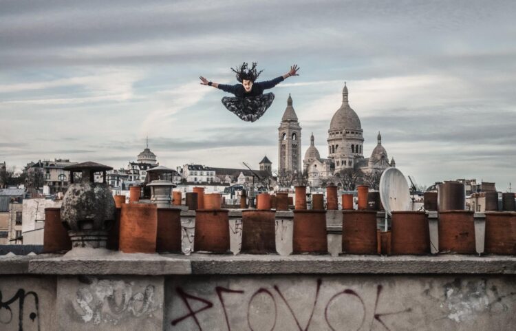 Simon Nogueira. parkour, traceur, Pariz, Francija, Notre Dame