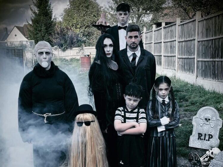 družina Addamsovih, Addamsovi, družina Adams, Halloween, Noč čarovnic, dekoracija, ideja