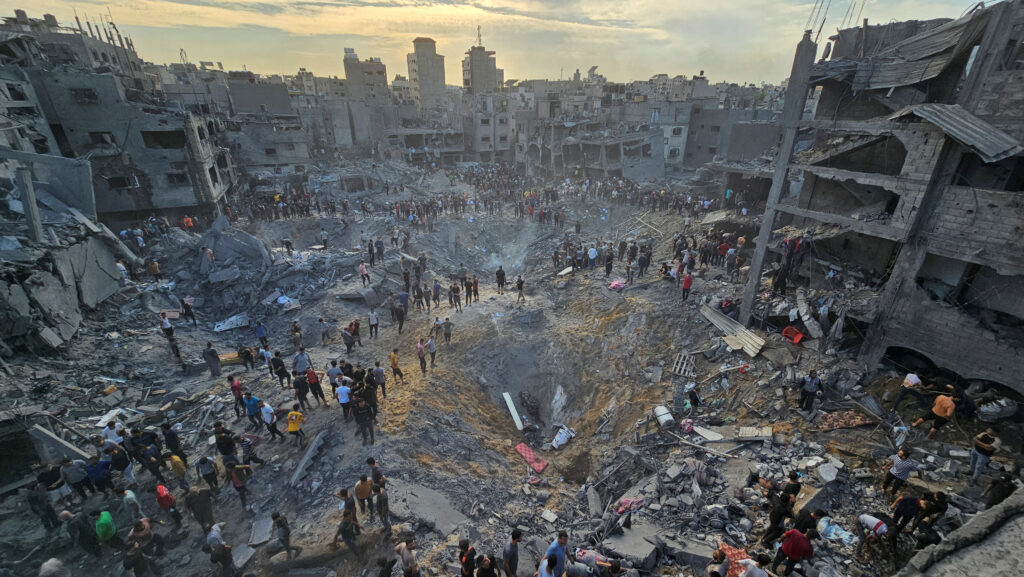 Napad na begunsko taborišče v Gazi