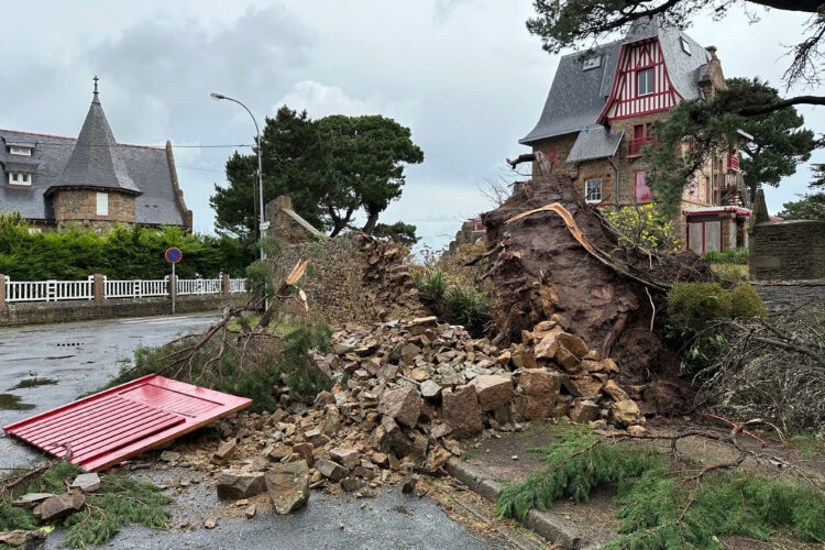 Nevihta Ciaran v Franciji