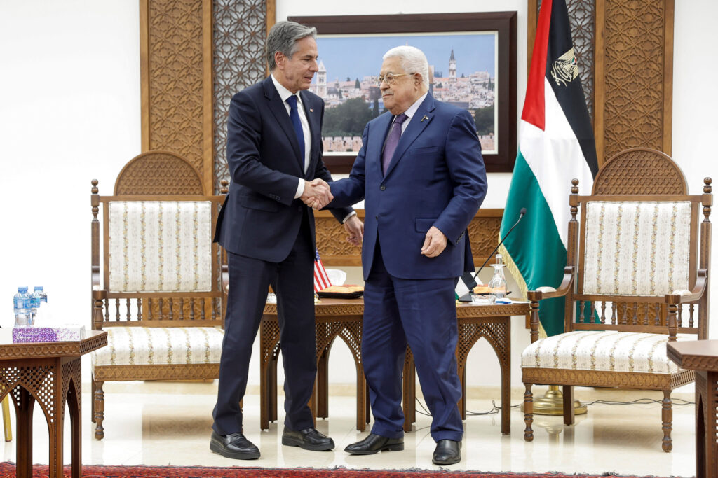 Antony Blinken in Mahmoud Abbas 