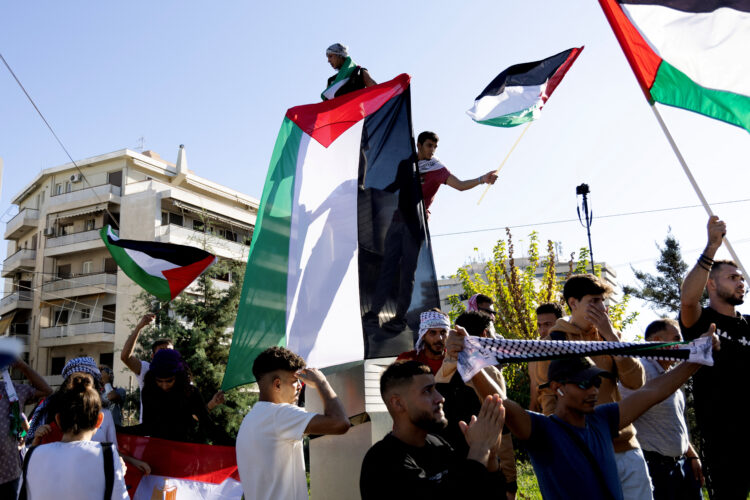 Protesti v podporo Palestini v Atenah
