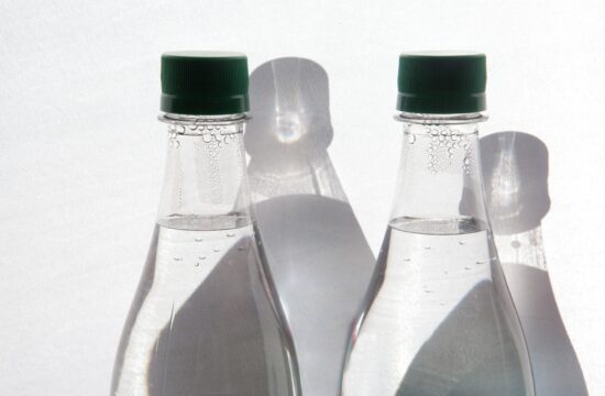 Mineralna voda v plastenki
