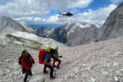 Helikopter med reševanjem v gorah