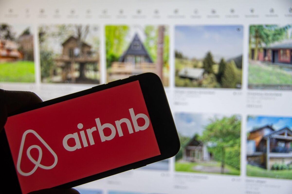 Evropski parlament nad Airbnb: “To je prelomni trenutek za našo industrijo”