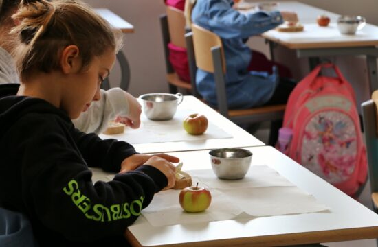 Tradicionalni slovenski zajtrk na šoli na željo učencev izvedejo večkrat letno