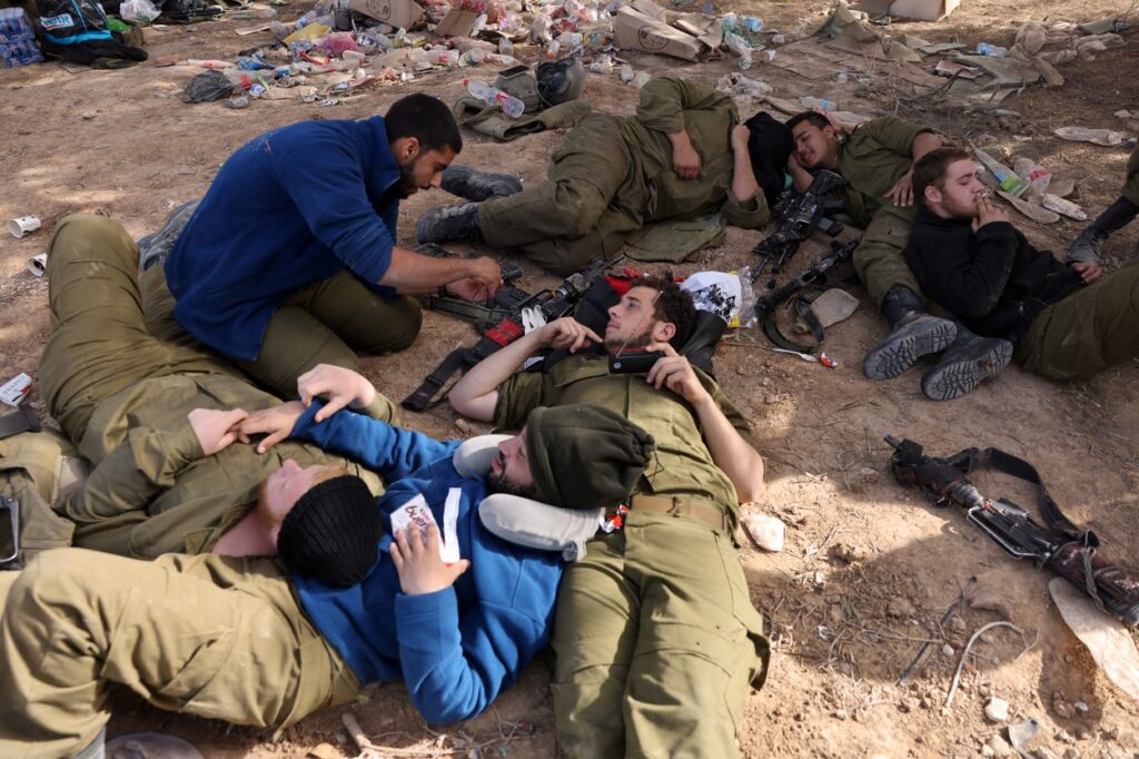 Izraelski vojaki v bližini Gaze med prekinitvijo ognja