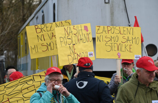 Protestni shod Konference sindikatov Sindikata delavcev prometa in zvez