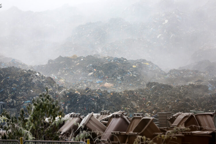 Plaz na smetišču v Zagrebu