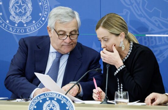 Premierka Giorgia Meloni in zunanji minister Antonio Tajani
