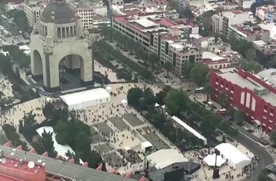 Potres v Mehiki, ljudje bežali na ulice