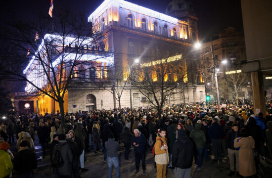protest srbske opozicije po volitvah