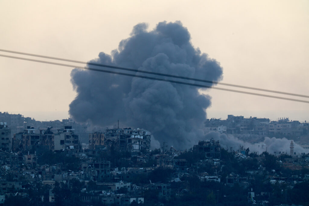 Dim nad Gazo