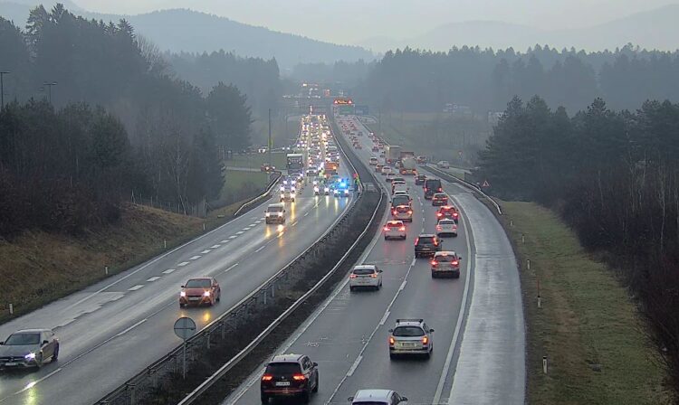 prometna nesreča na ljubljanski obvoznici