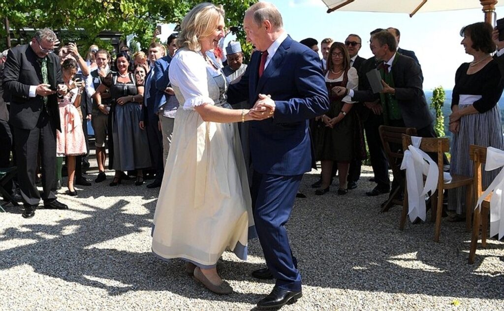 Vladimir Putin in Karin Kneissl na poroki
