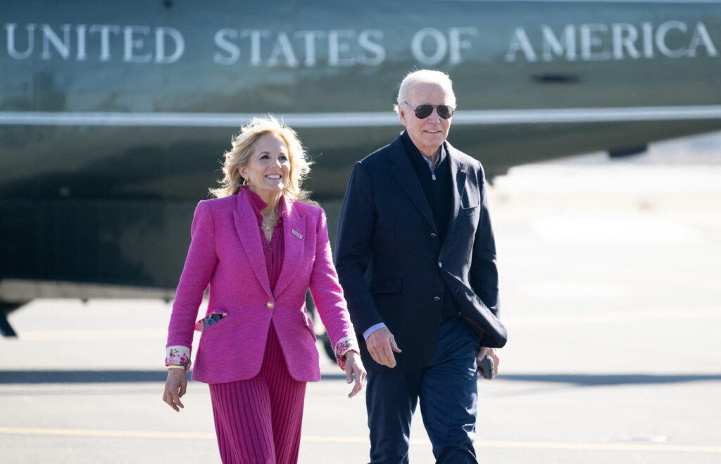 Predsednik ZDA Joe Biden s prvo damo Jill Biden