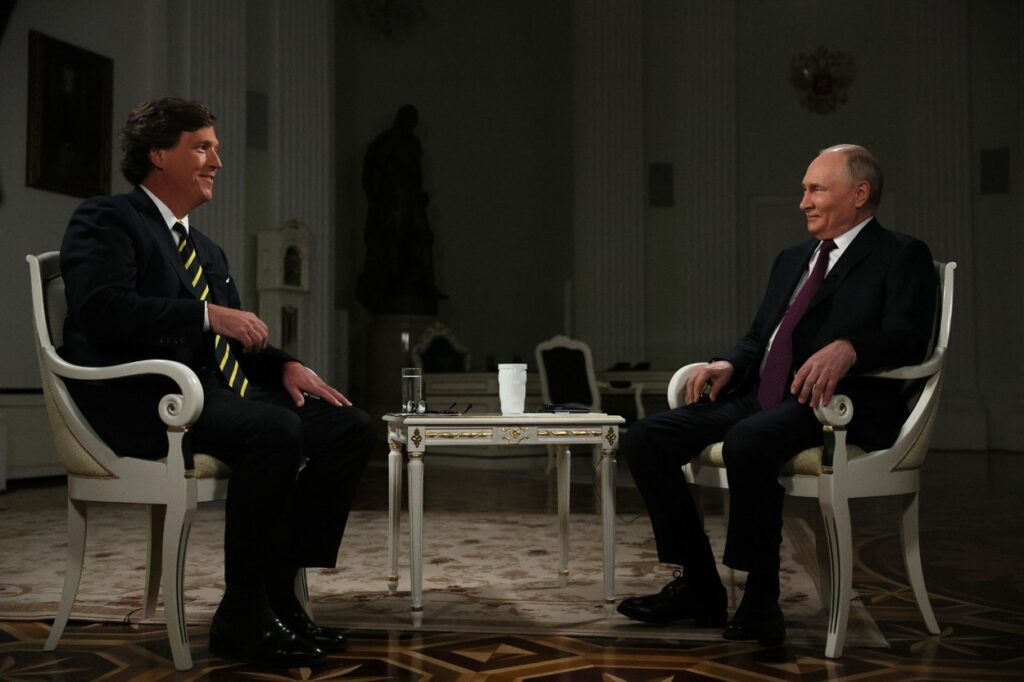 Tucker Carlson in Vladimir Putin