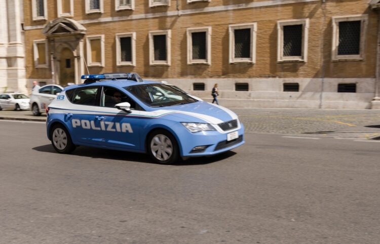 Italijanski policisti