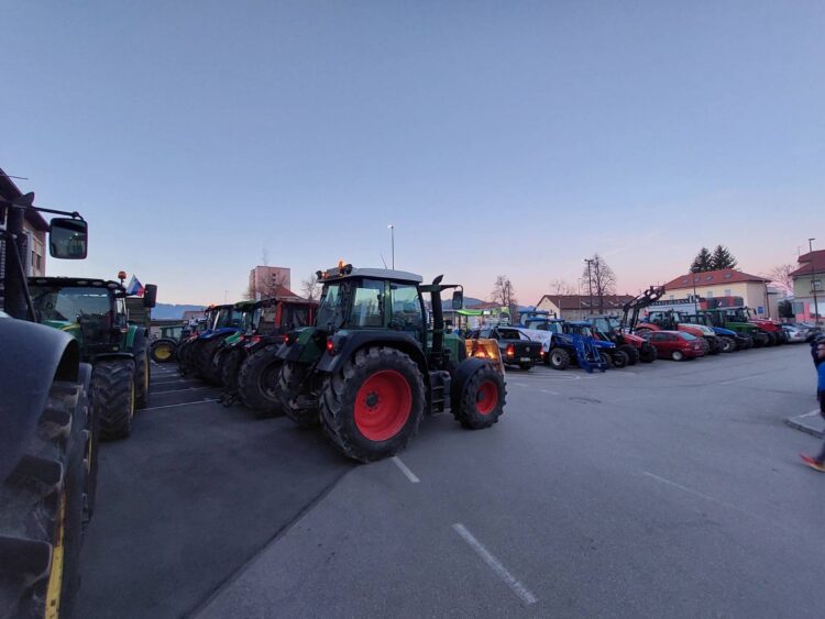 protest kmetov v Celju