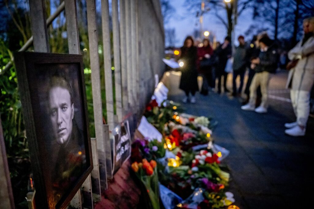 Shod ob smrti ruskega opozicijskega voditelja Alekseja Navalnega