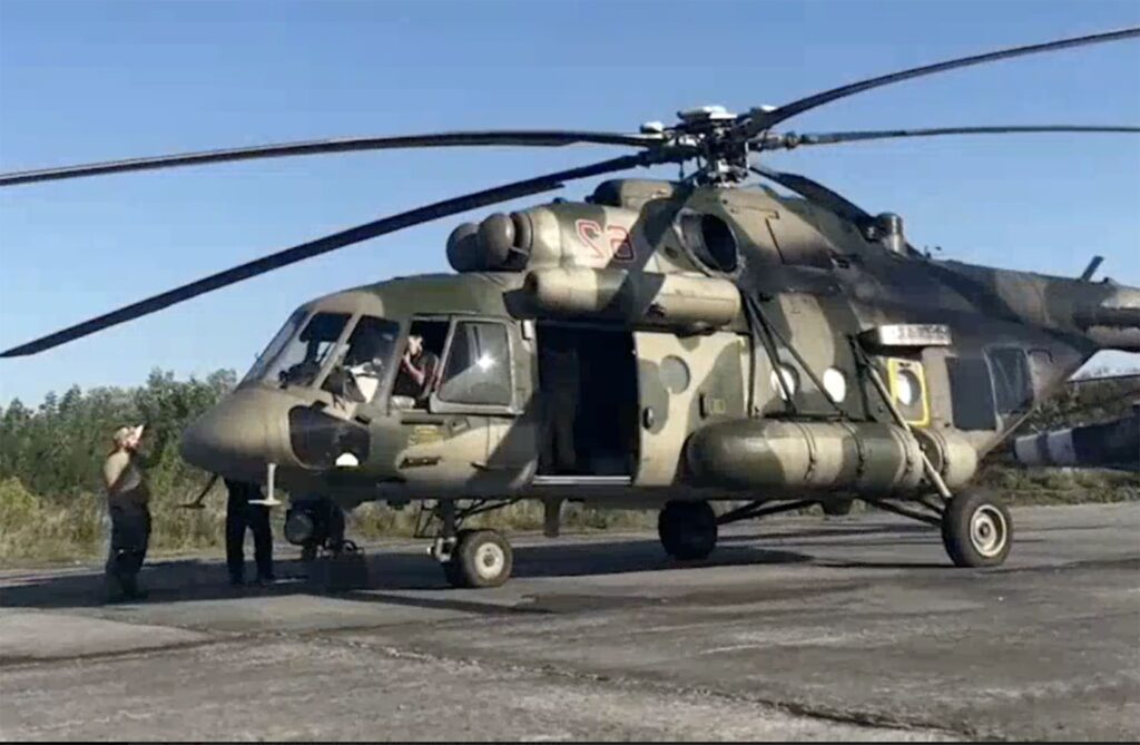Ruski helikopter, s katerim je Maksim Kuzminov avgusta 2022 prebegnil v Ukrajino