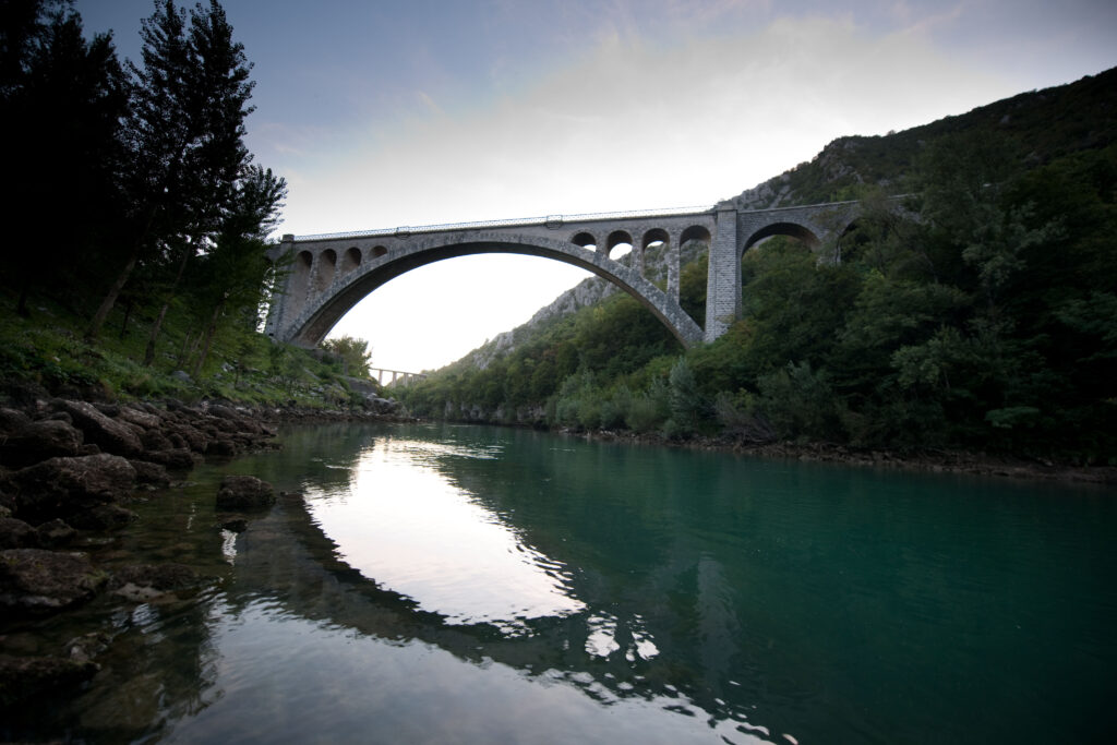 Most nad reko Sočo